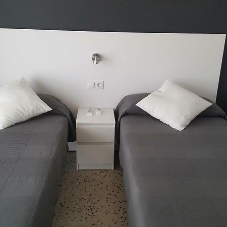 Hostal Can Joanet カンブリルス エクステリア 写真