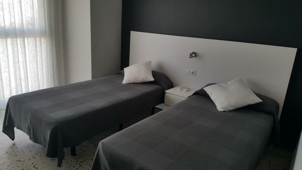 Hostal Can Joanet カンブリルス エクステリア 写真